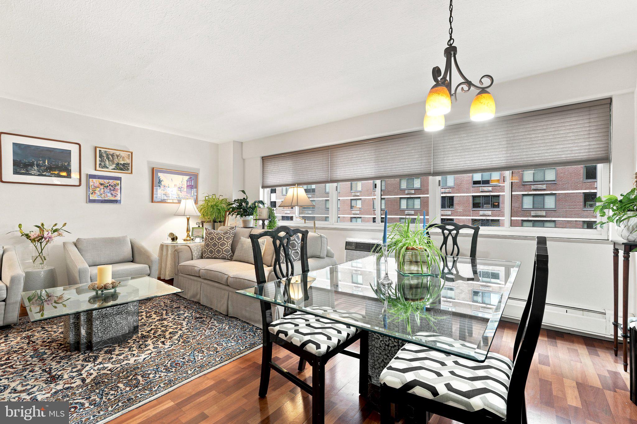 RITTENHOUSE SQUARE - Residential
