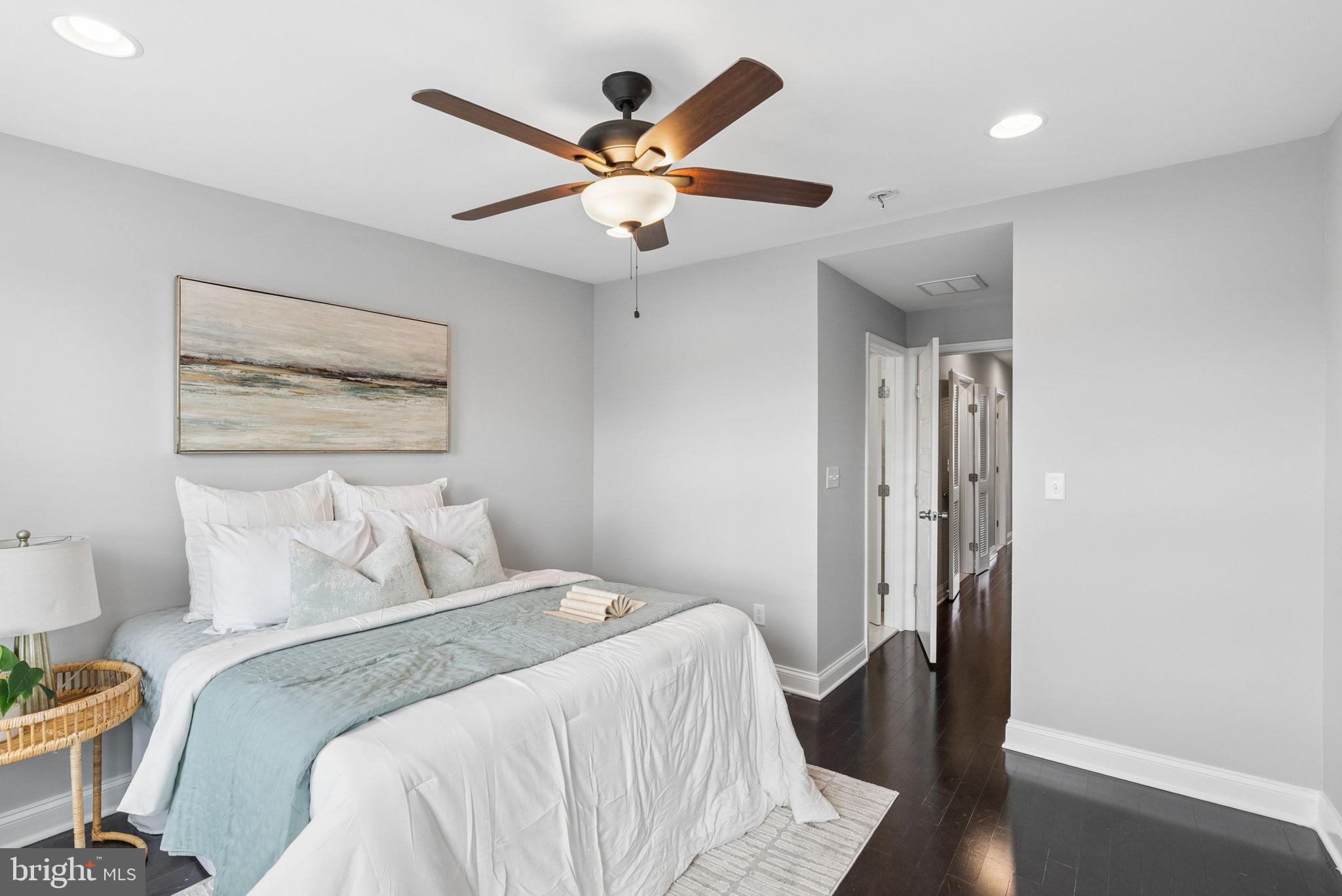 HIGHLANDTOWN - Residential