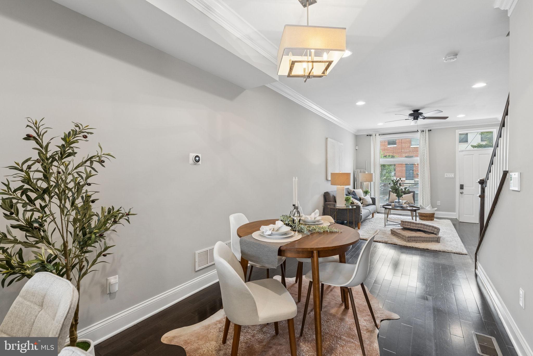 HIGHLANDTOWN - Residential