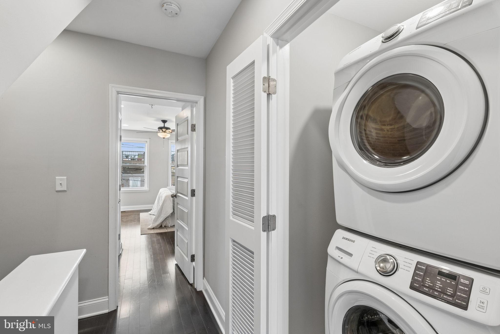 HIGHLANDTOWN - Residential