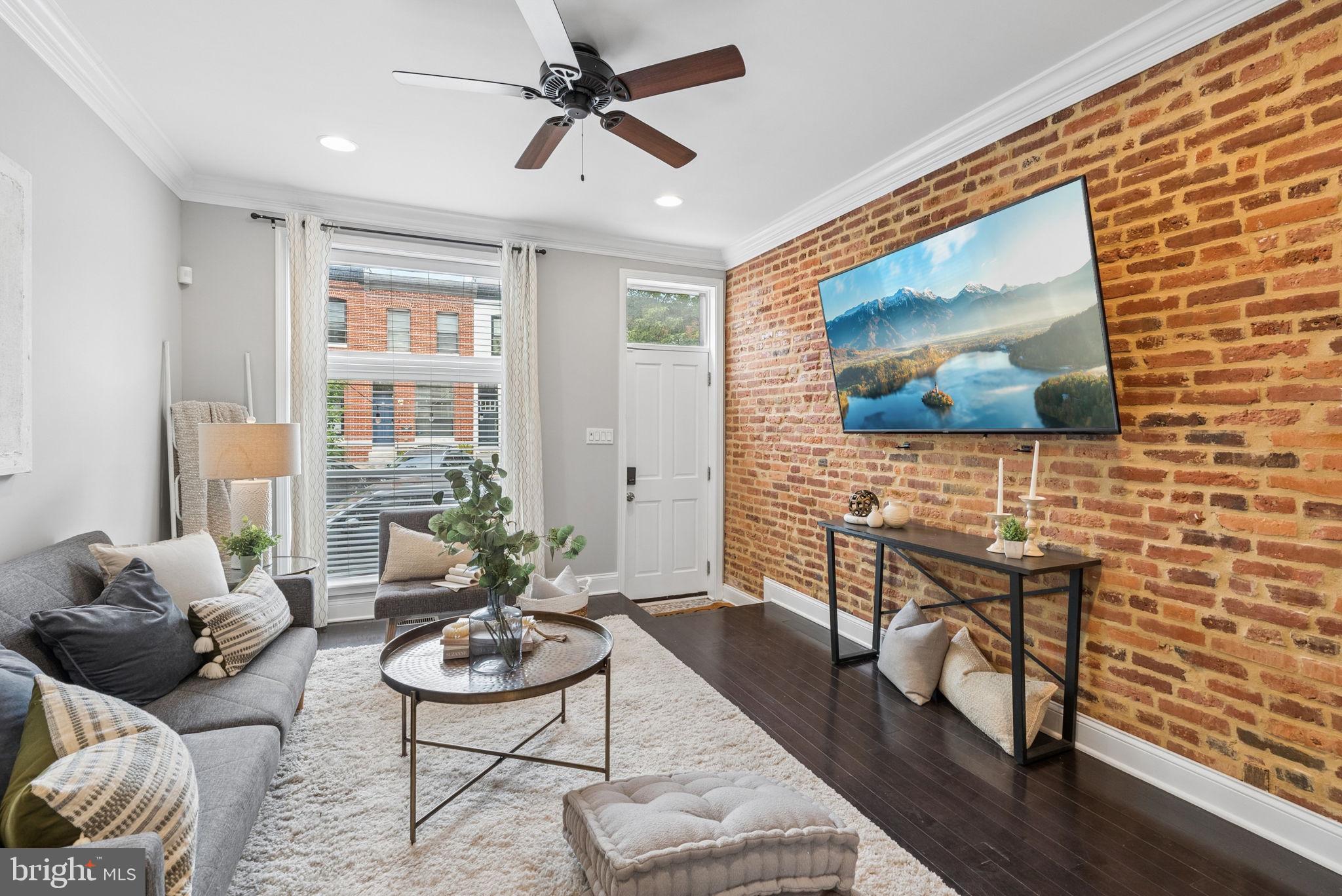 HIGHLANDTOWN - Residential