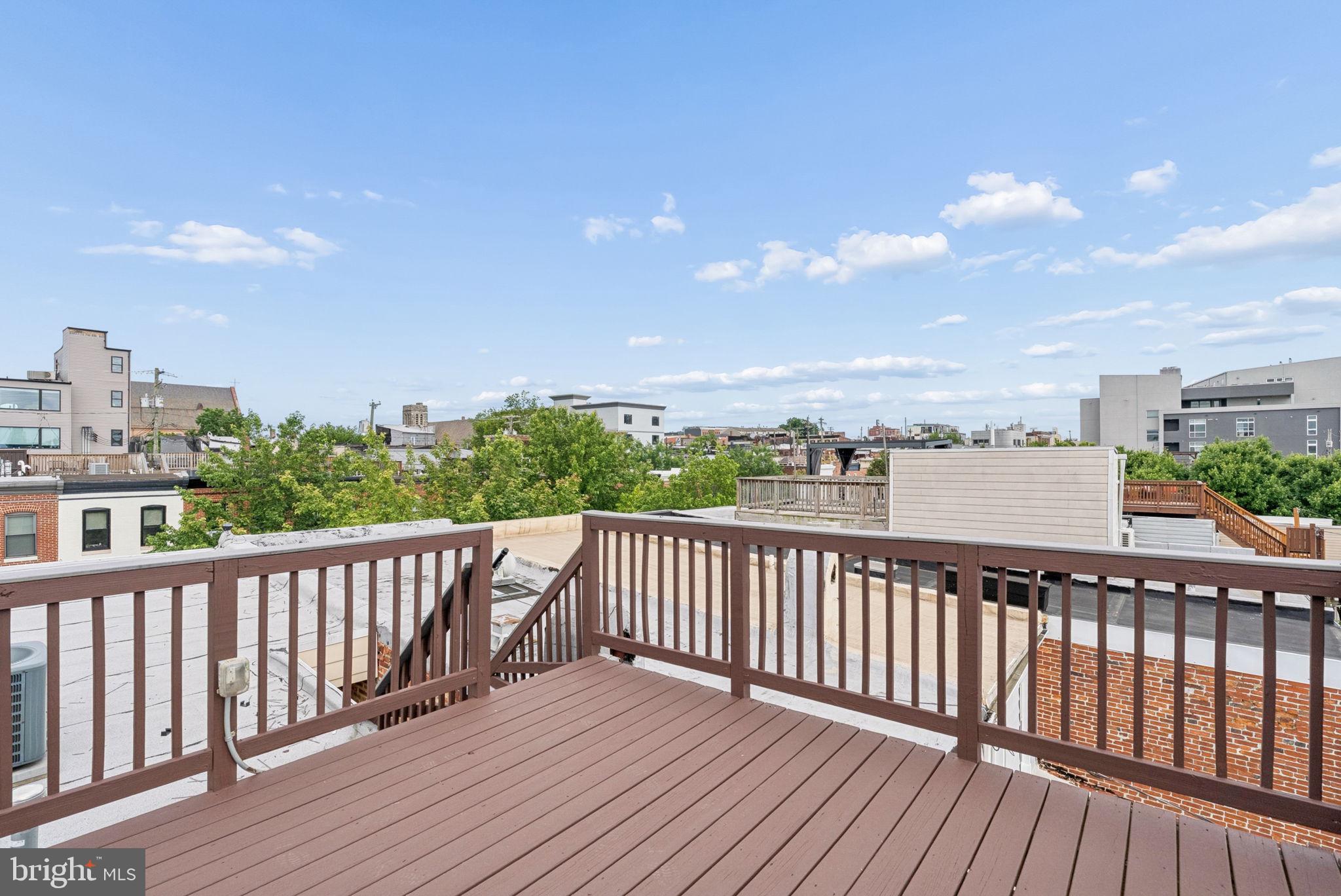 HIGHLANDTOWN - Residential