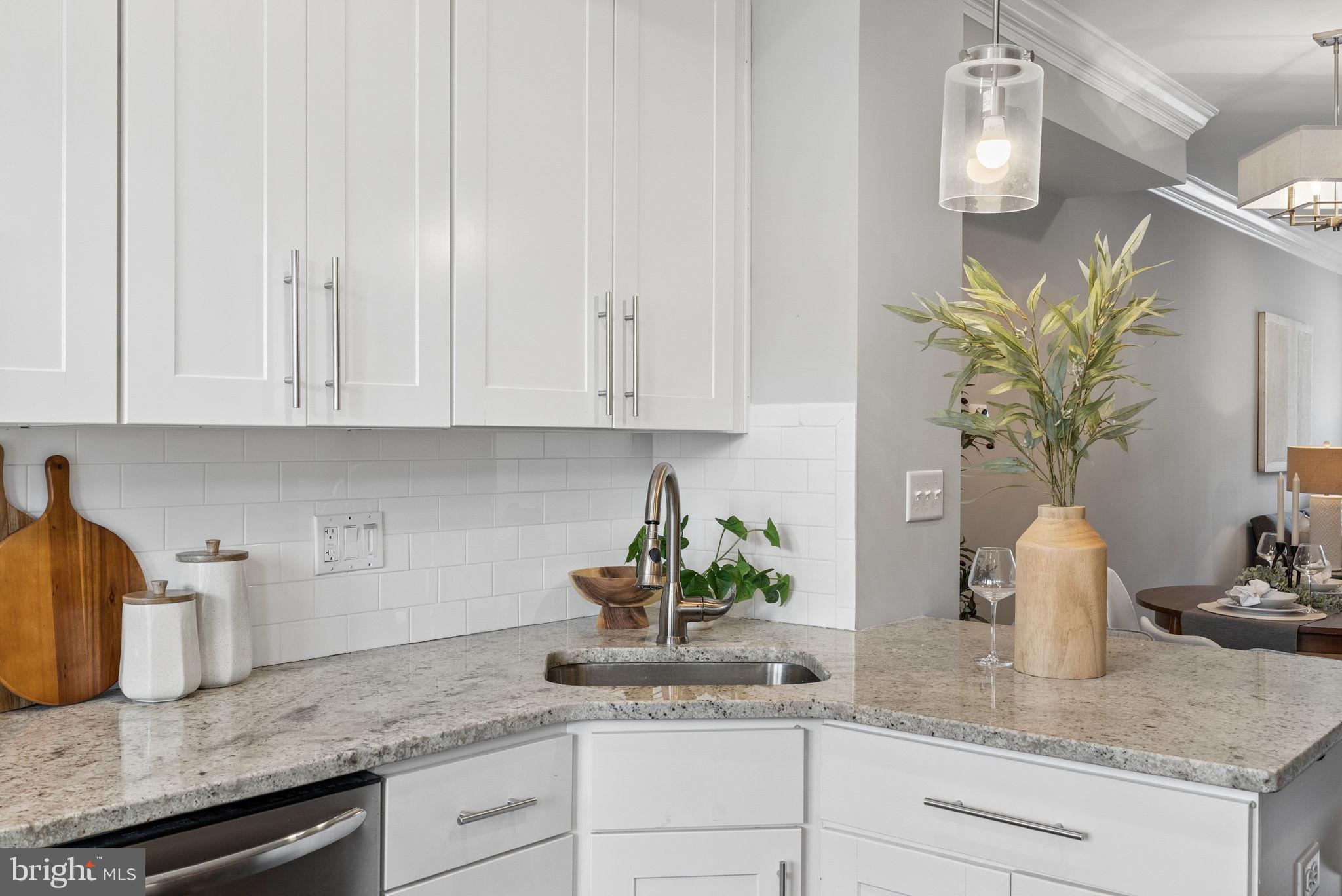 HIGHLANDTOWN - Residential