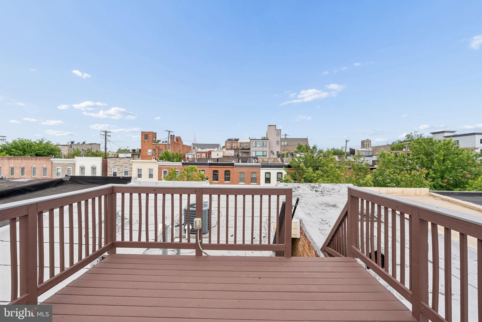 HIGHLANDTOWN - Residential