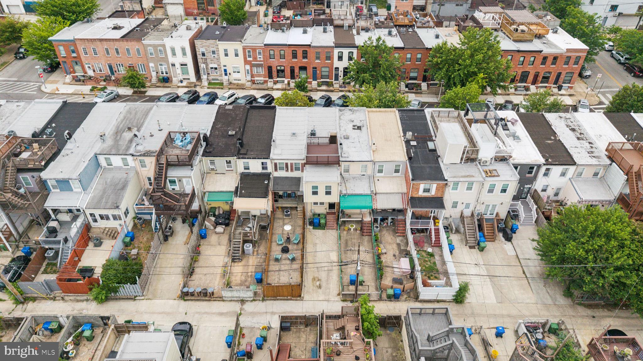 HIGHLANDTOWN - Residential