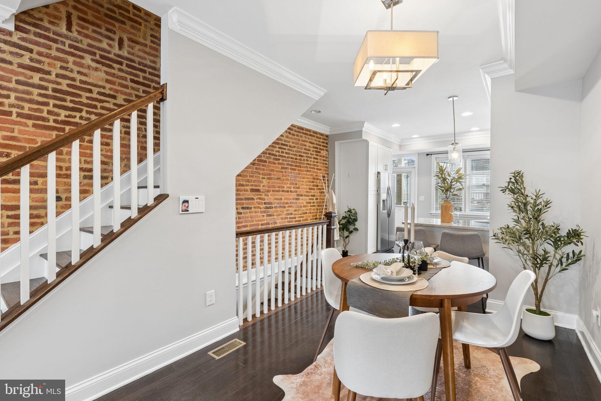 HIGHLANDTOWN - Residential