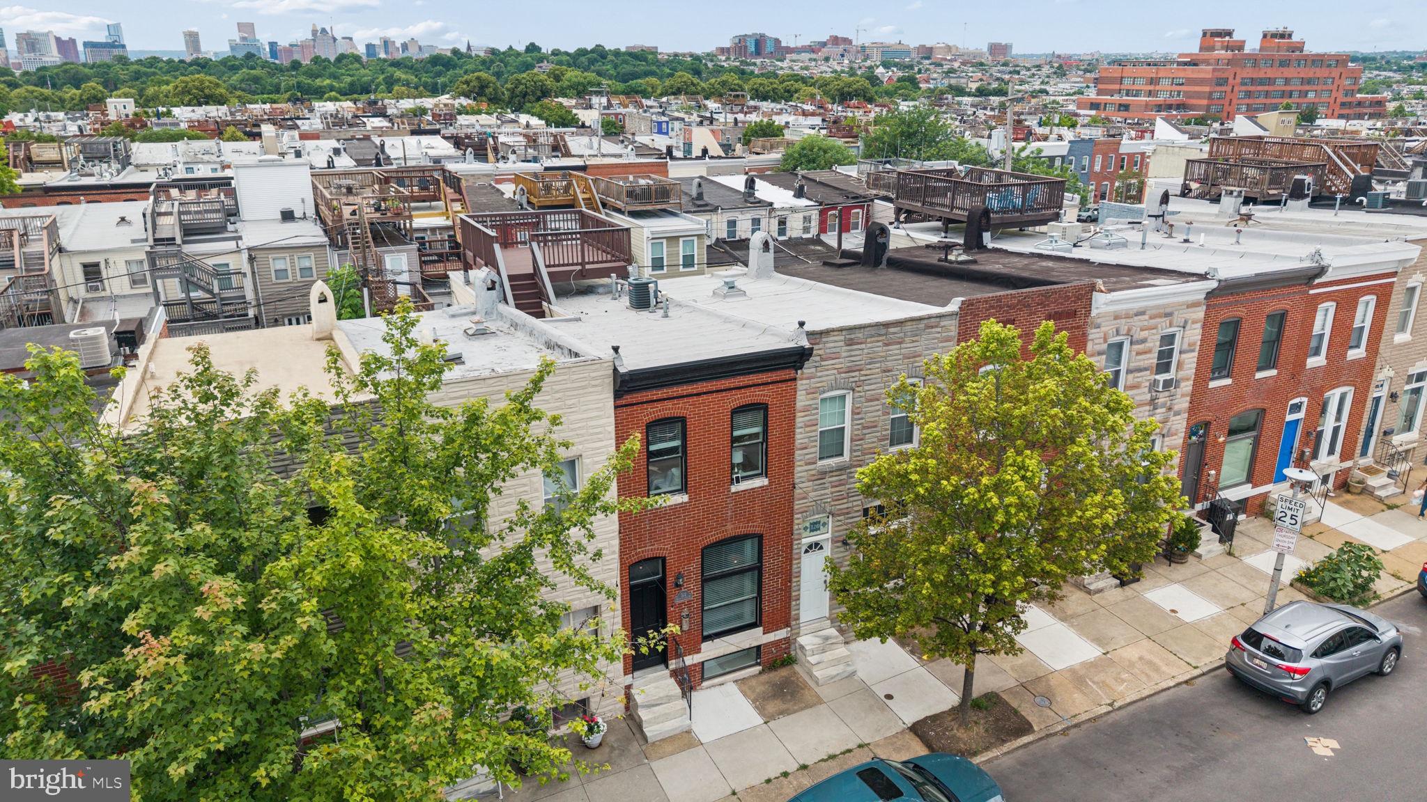 HIGHLANDTOWN - Residential