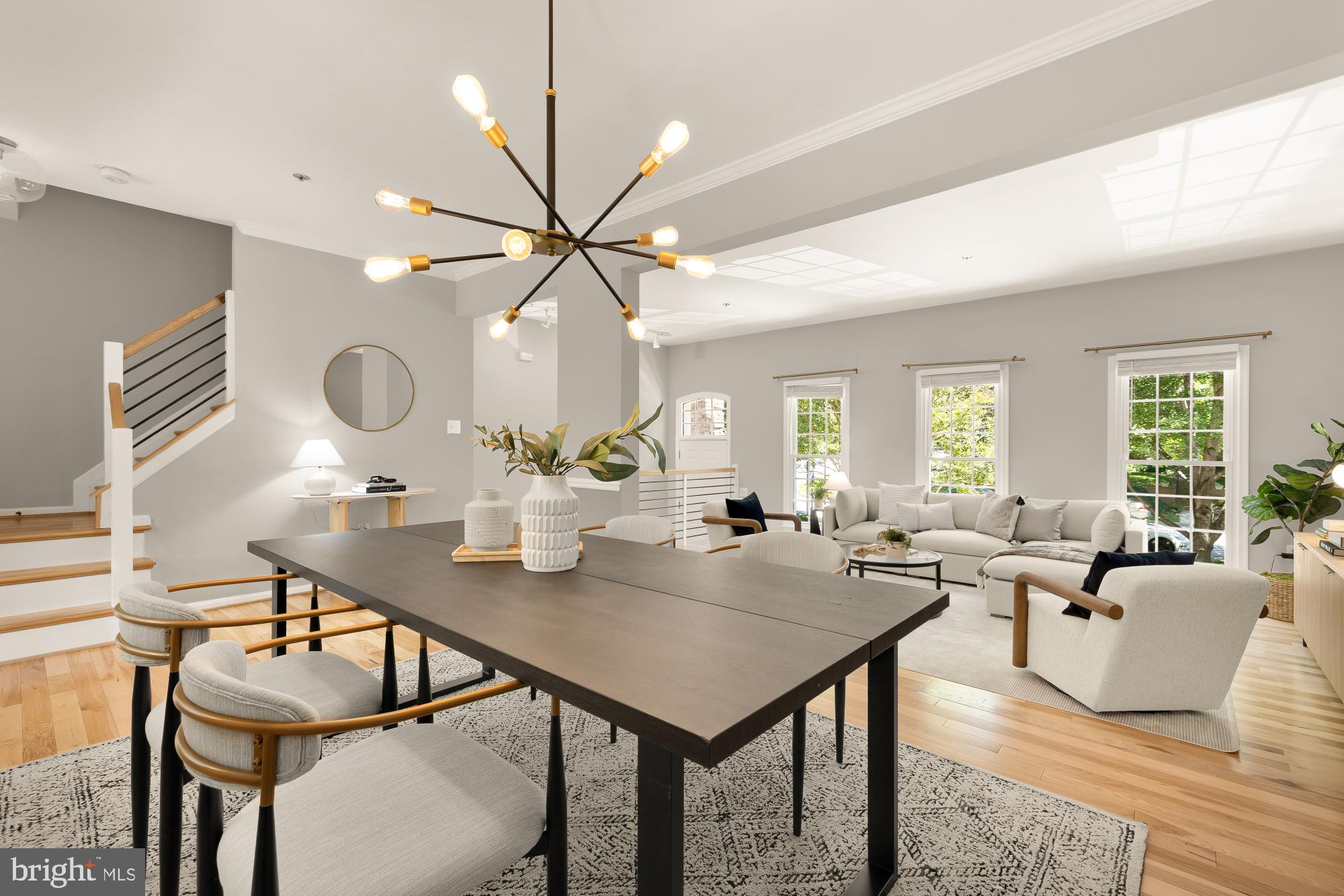 WOODSIDE - Residential