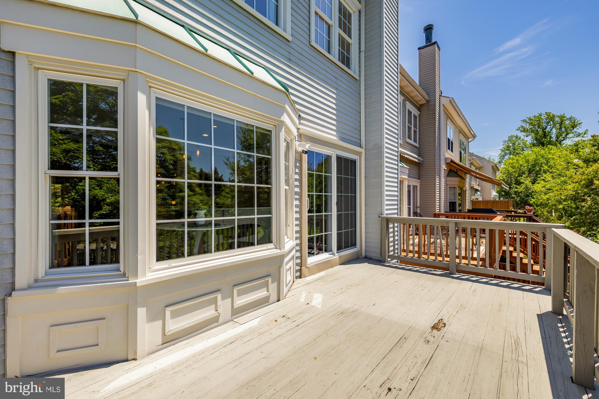 WOODSIDE - Residential