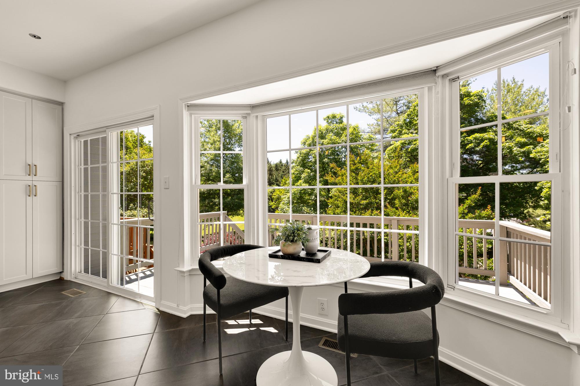 WOODSIDE - Residential