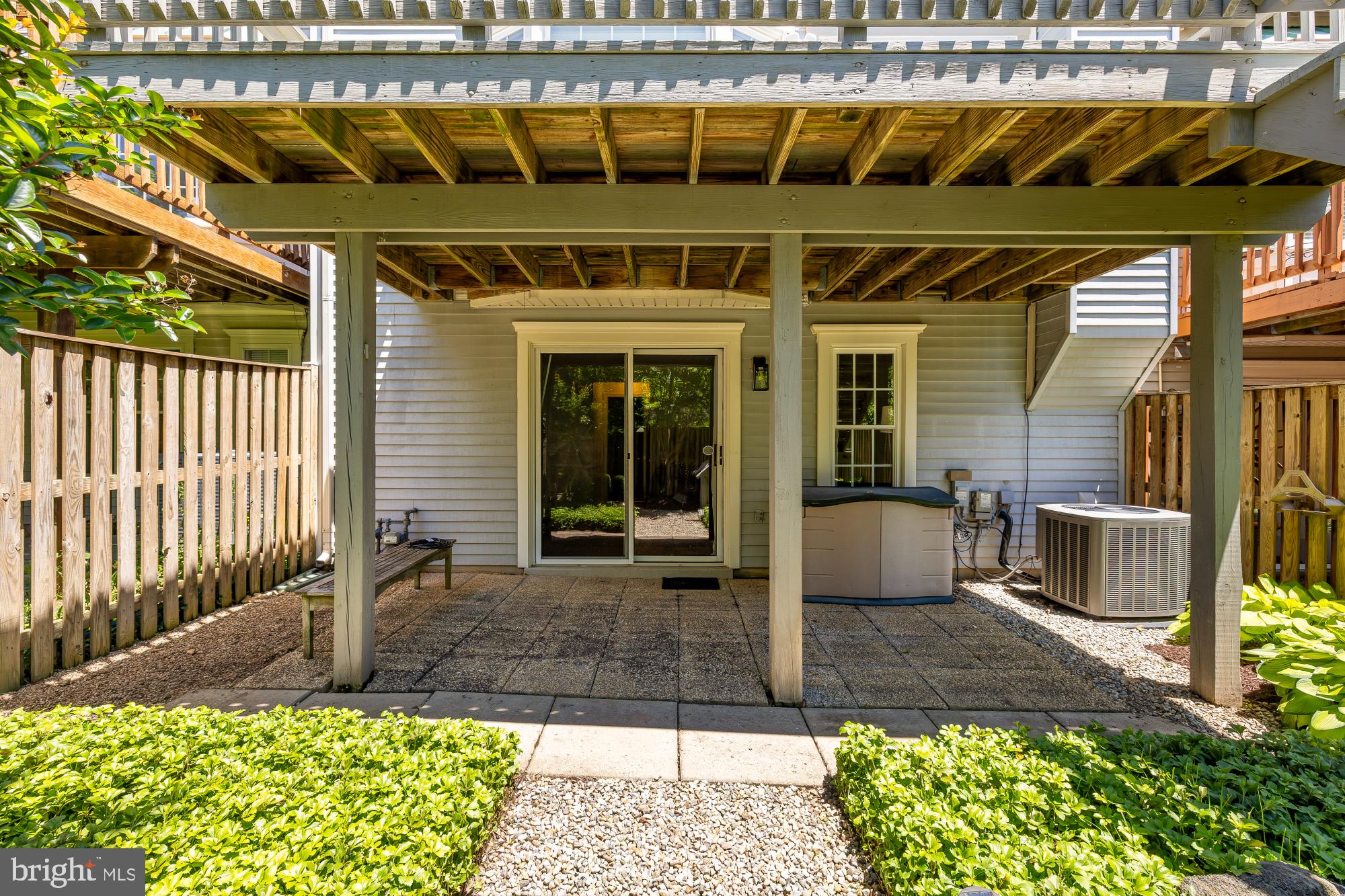 WOODSIDE - Residential