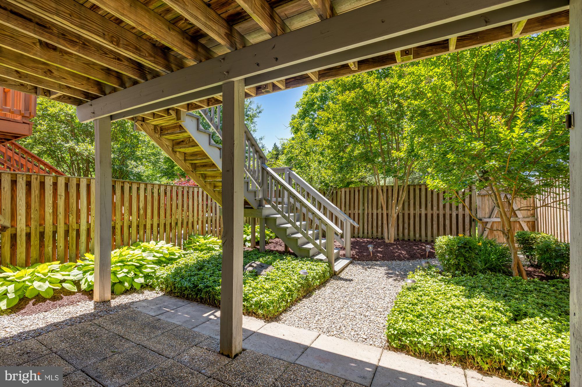 WOODSIDE - Residential