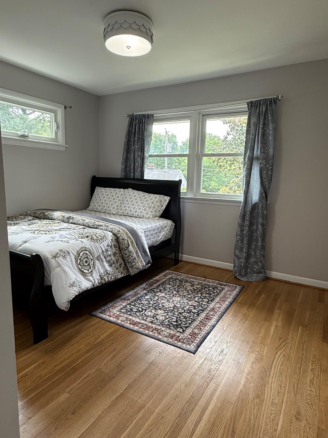 HOLLINDALE - Residential