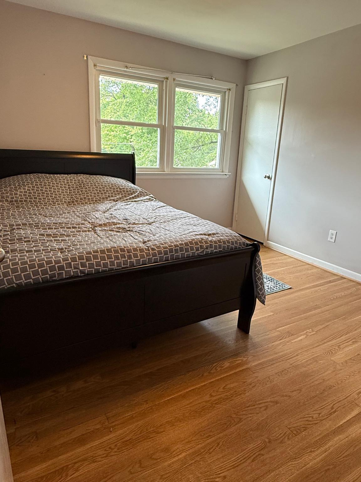 HOLLINDALE - Residential