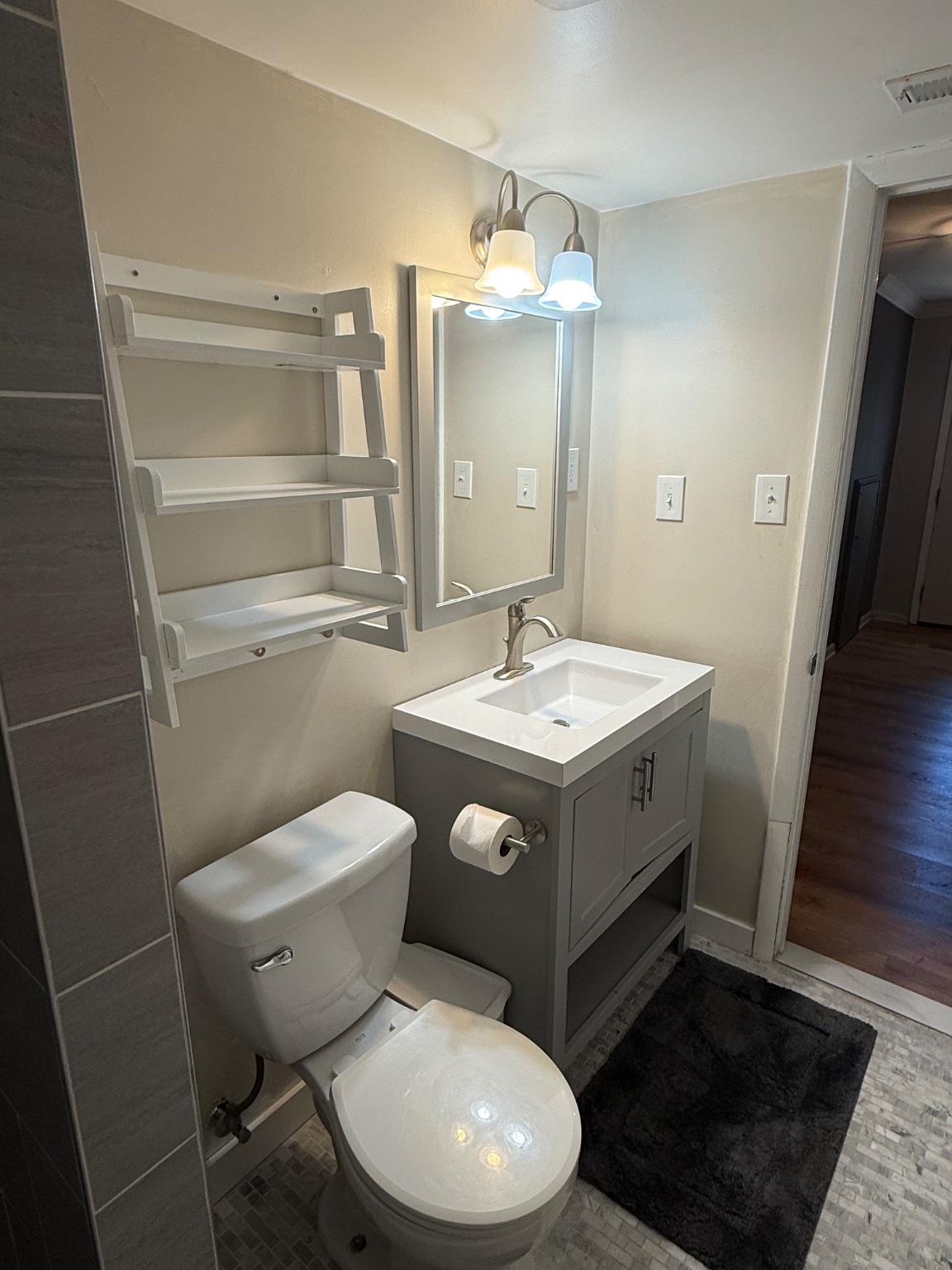 HOLLINDALE - Residential