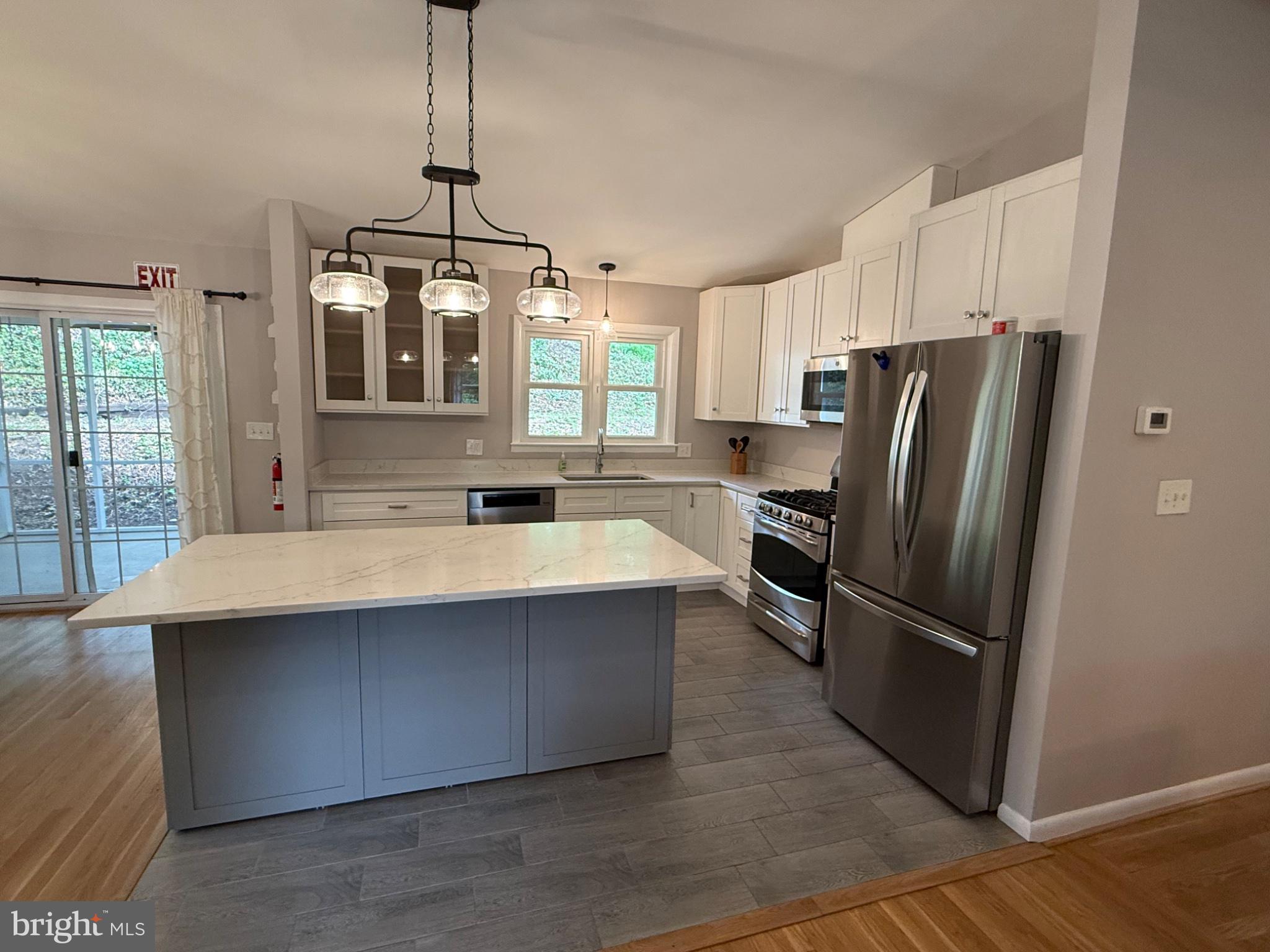 HOLLINDALE - Residential