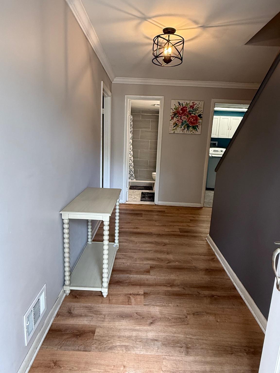 HOLLINDALE - Residential