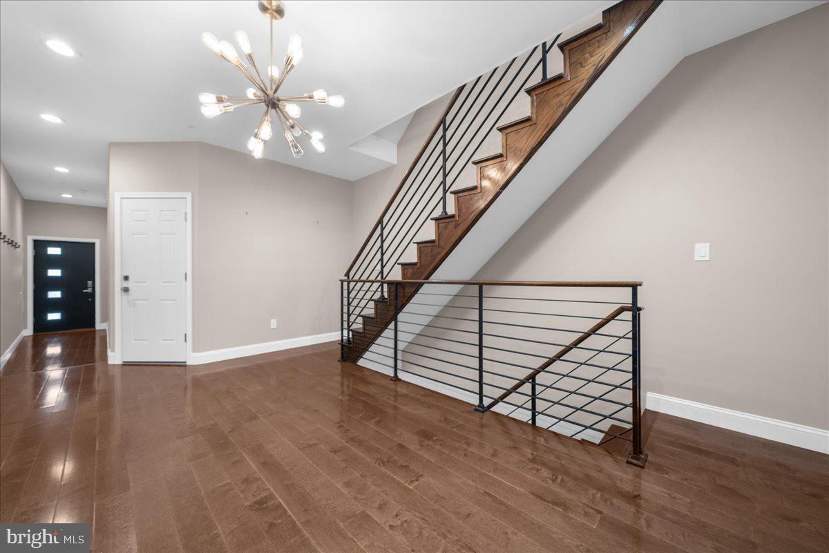 PASSYUNK SQUARE - Residential