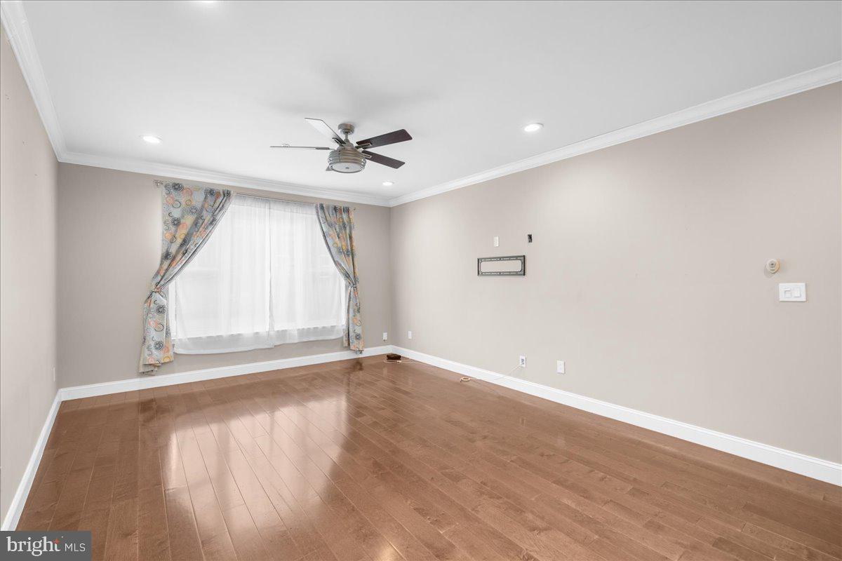 PASSYUNK SQUARE - Residential