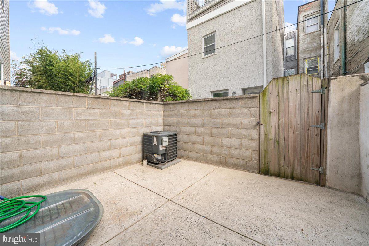 PASSYUNK SQUARE - Residential