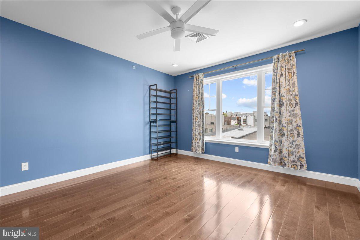 PASSYUNK SQUARE - Residential
