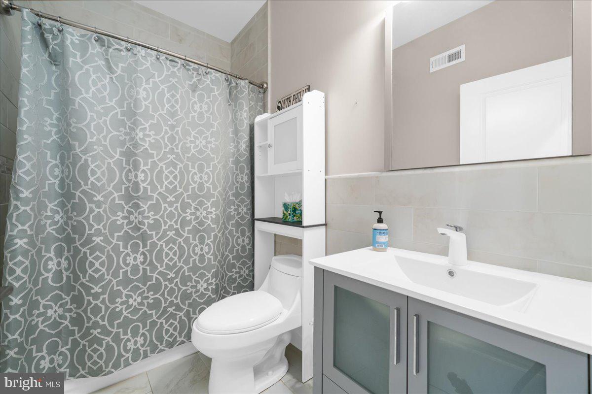 PASSYUNK SQUARE - Residential