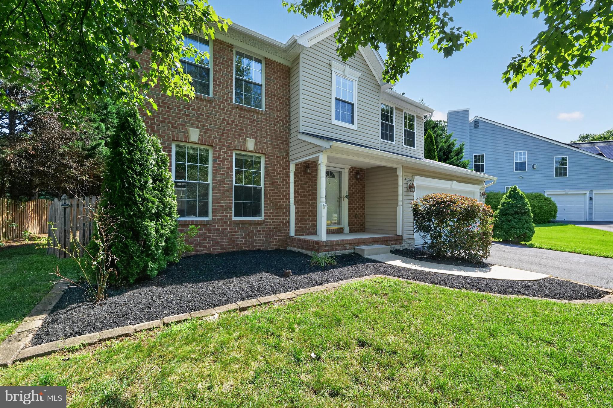 ROSE VILLAGE - Residential