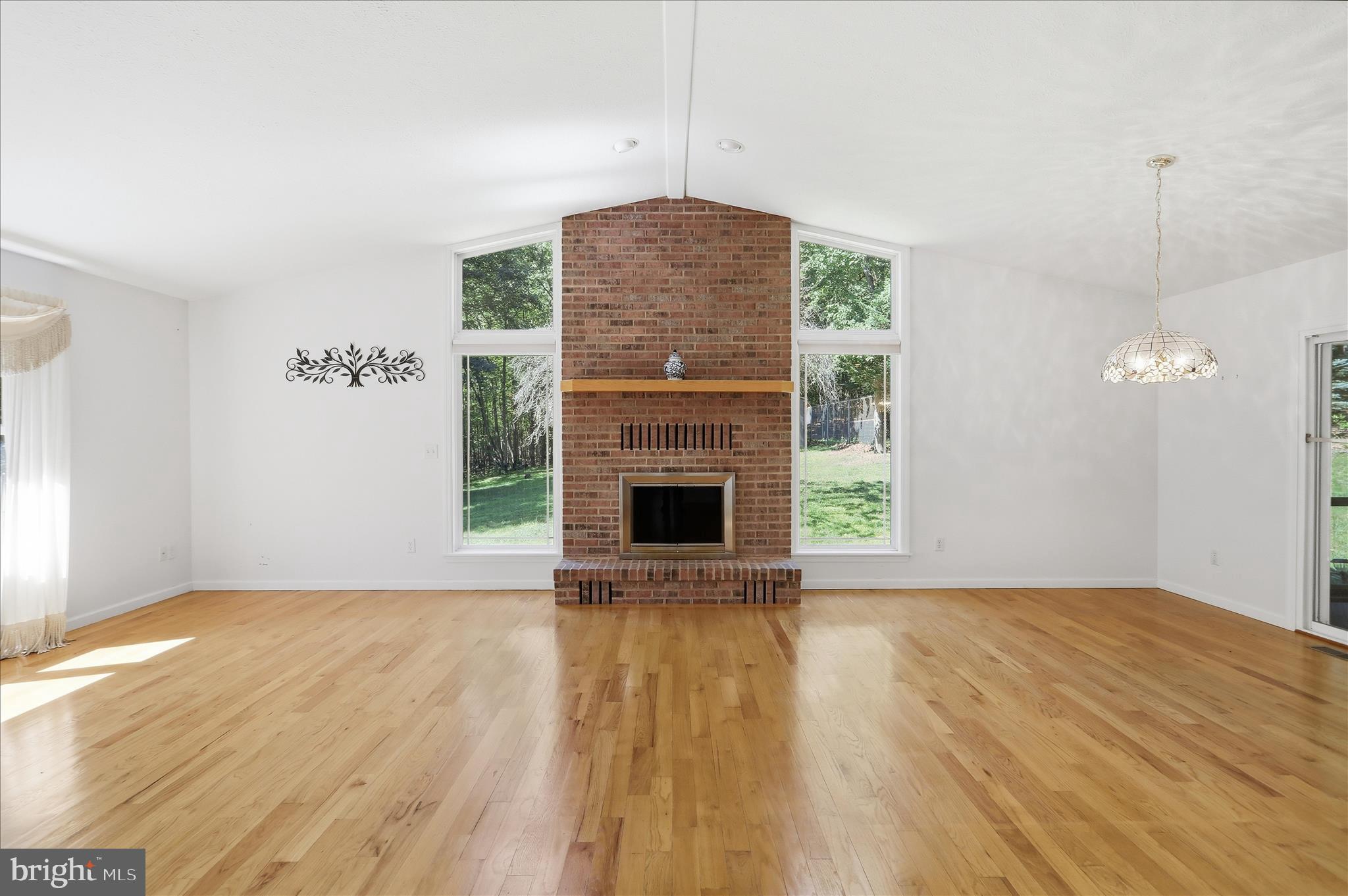 SHERWOOD ACRES - Residential
