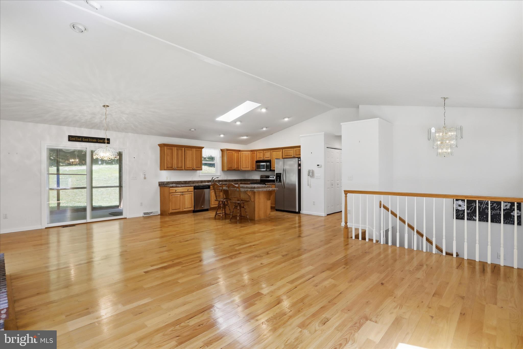 SHERWOOD ACRES - Residential