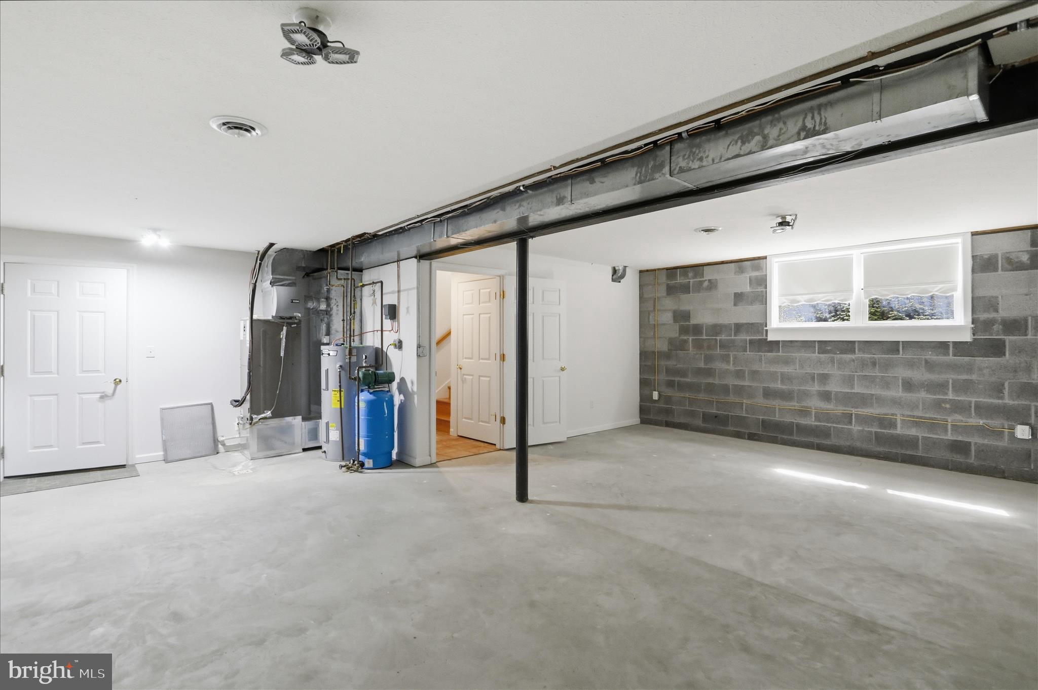 SHERWOOD ACRES - Residential
