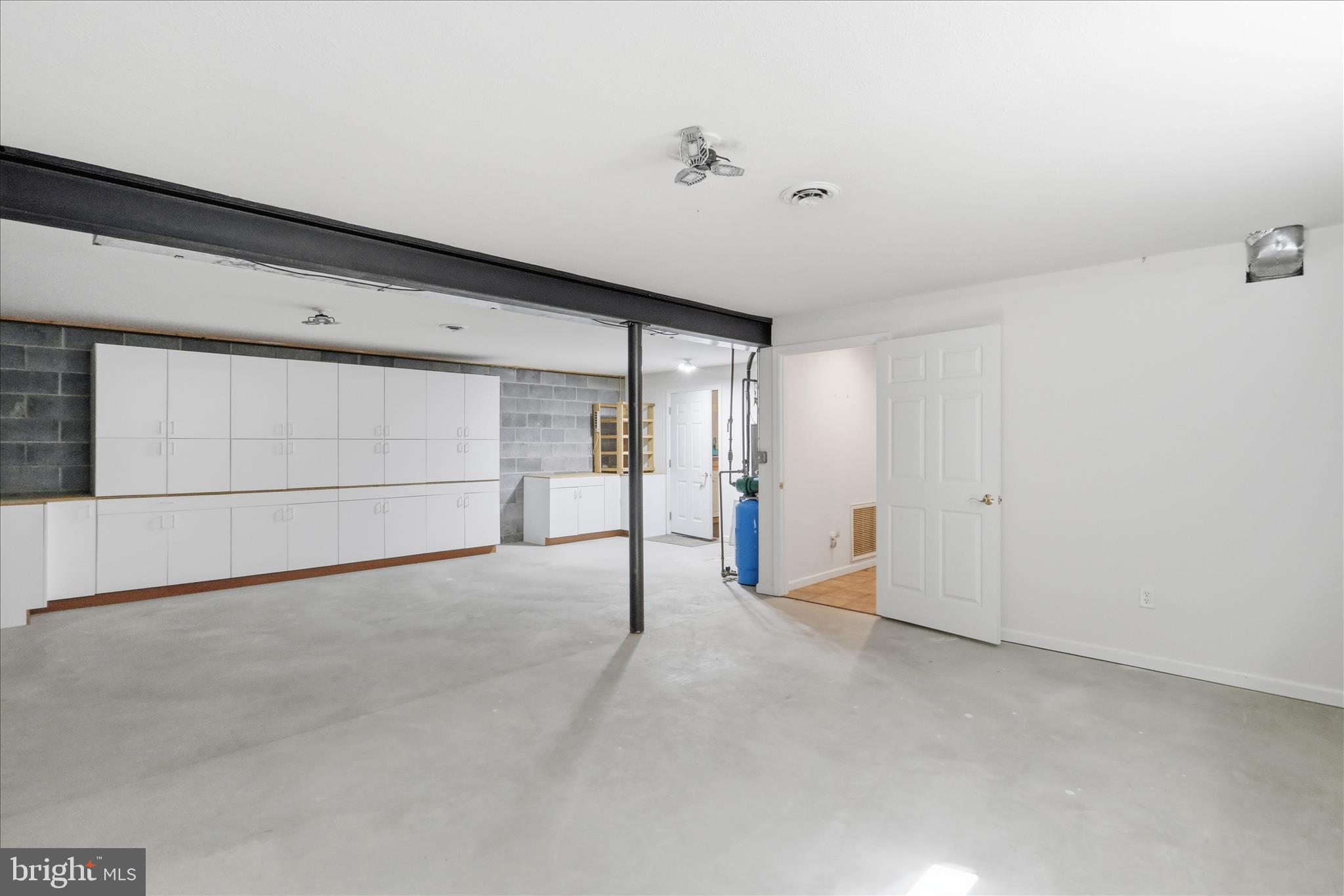 SHERWOOD ACRES - Residential