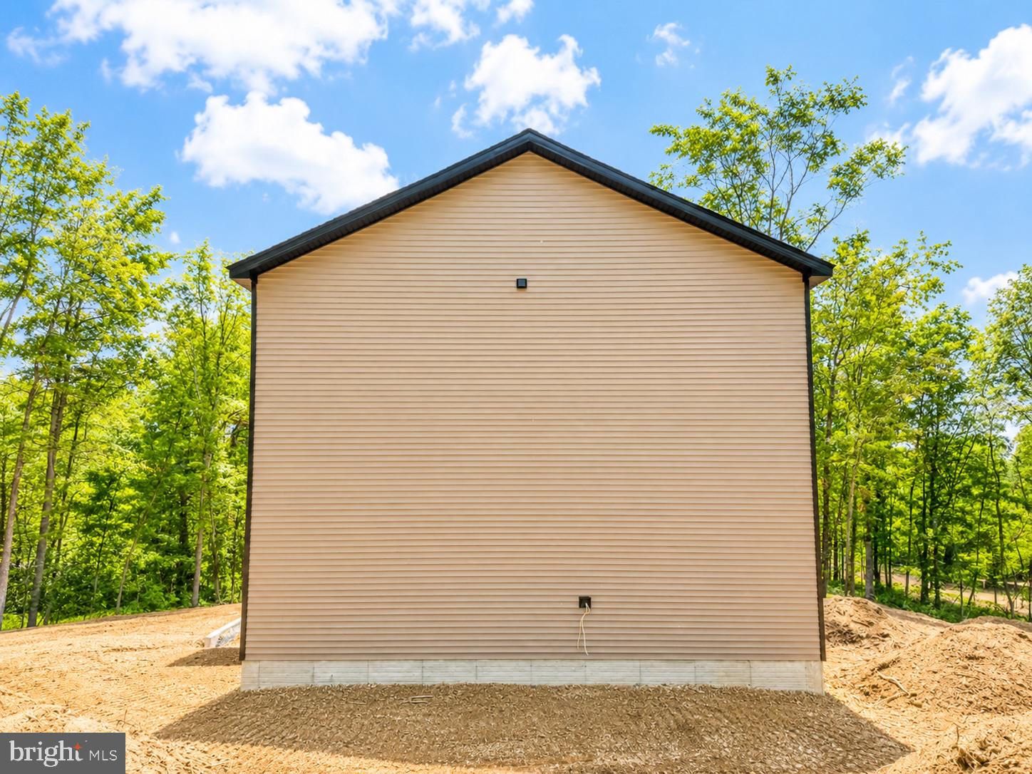 WINDFALL ACRES - Residential