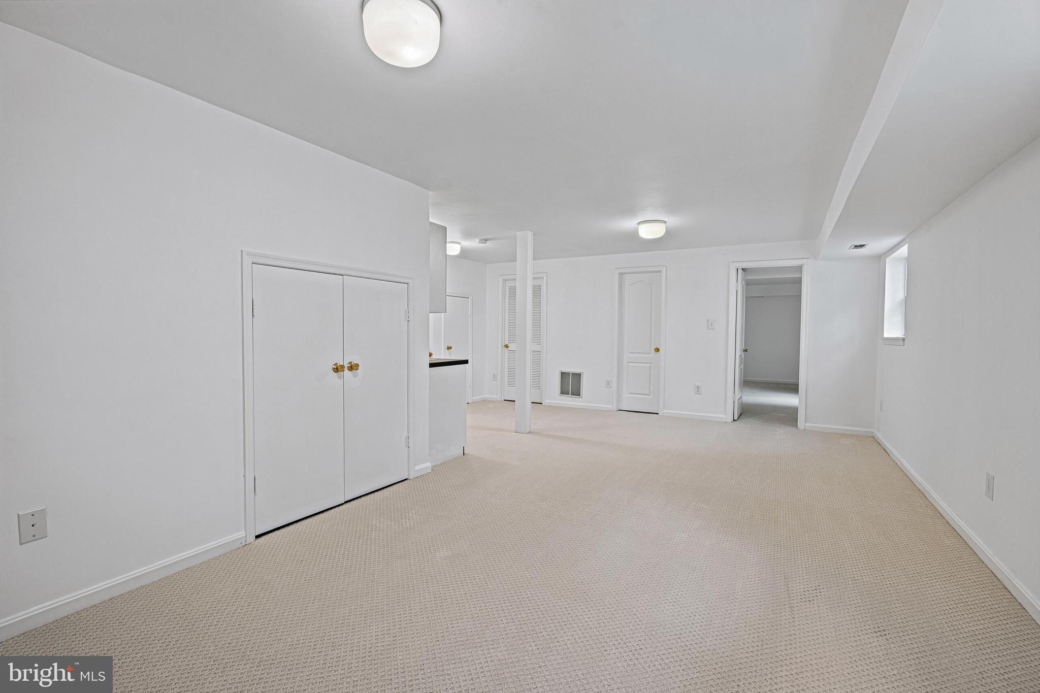 ROCKSHIRE - Residential