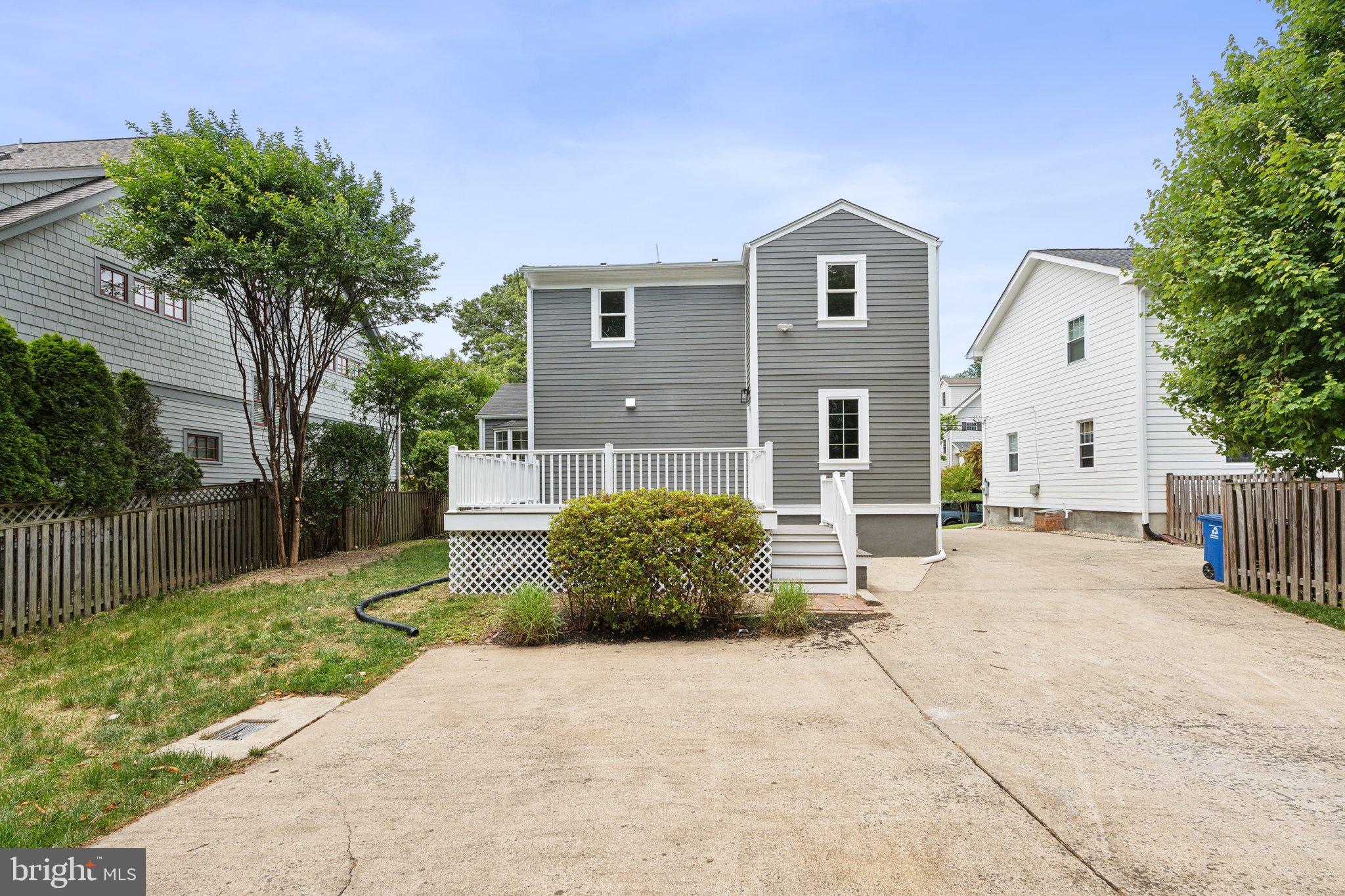 LEEWAY HEIGHTS - Residential