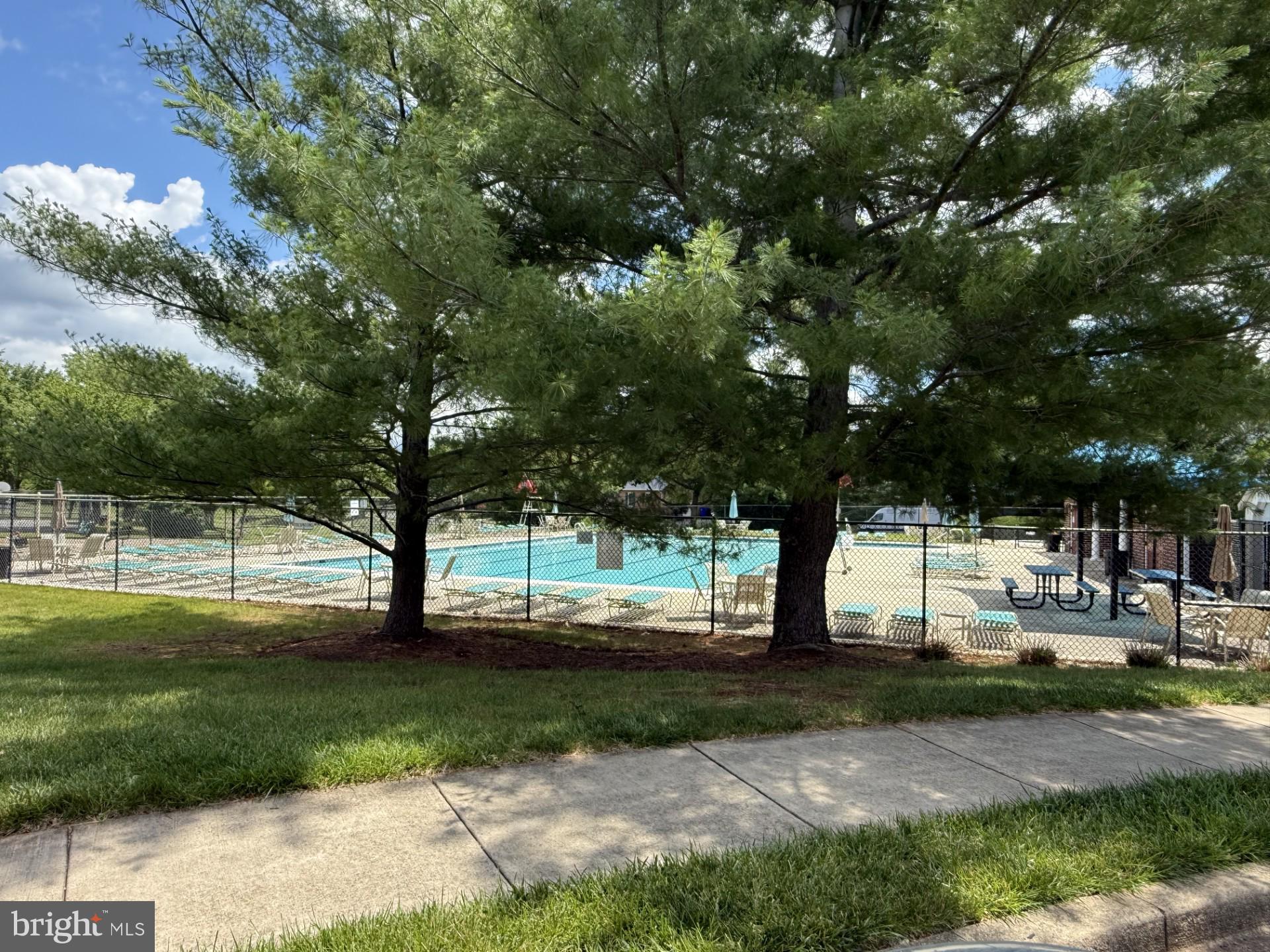 WHITTIER POND - Residential