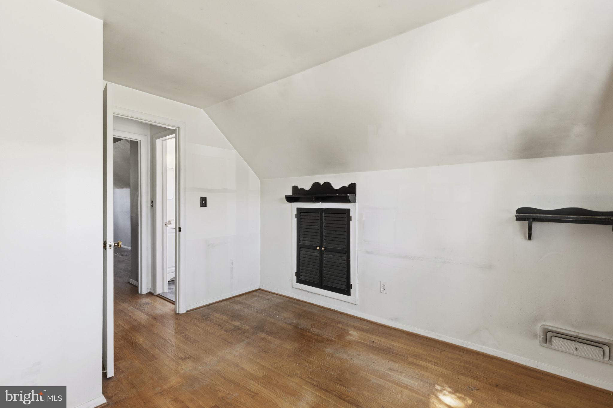 AMBERLY - Residential