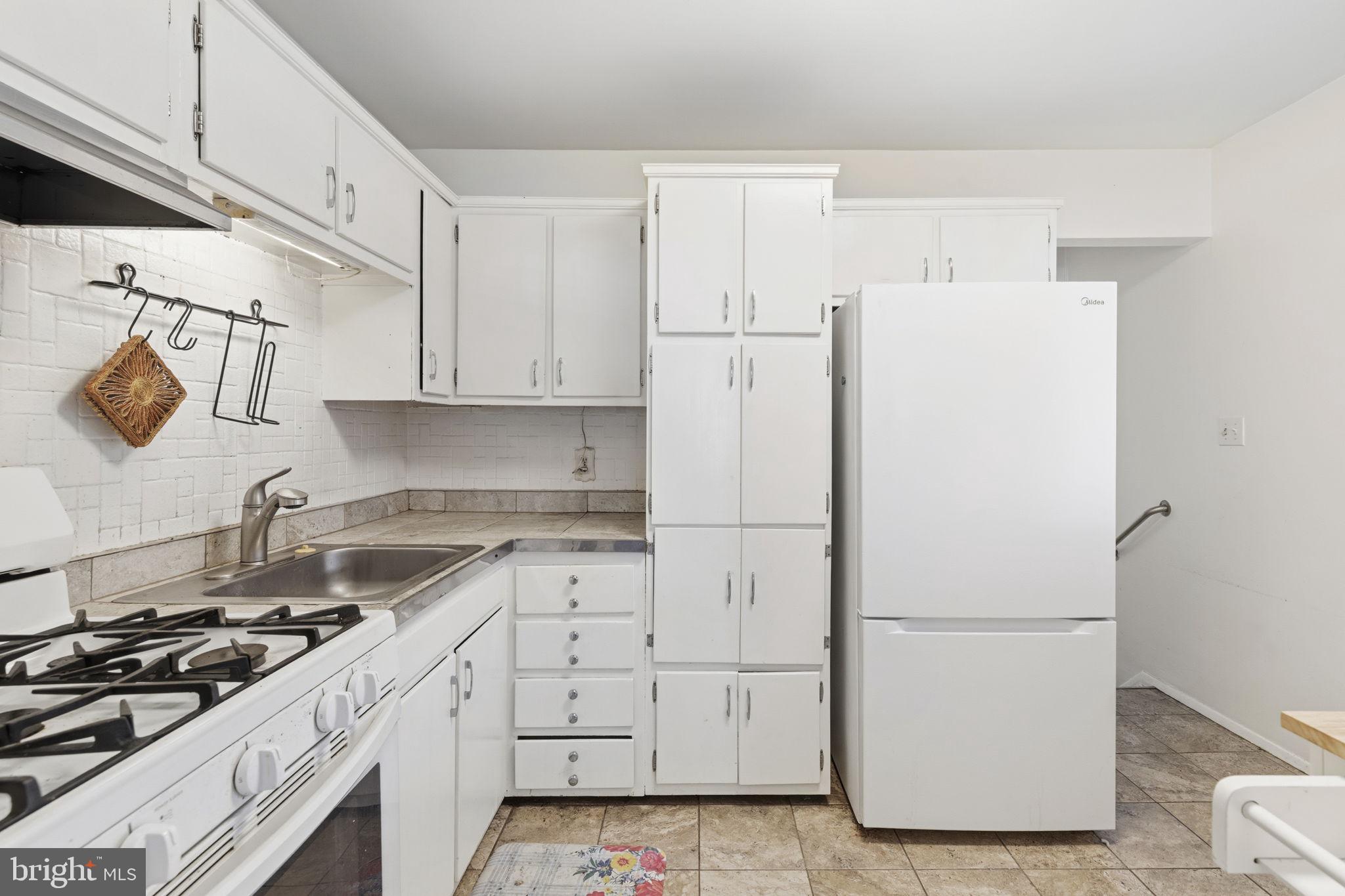 AMBERLY - Residential