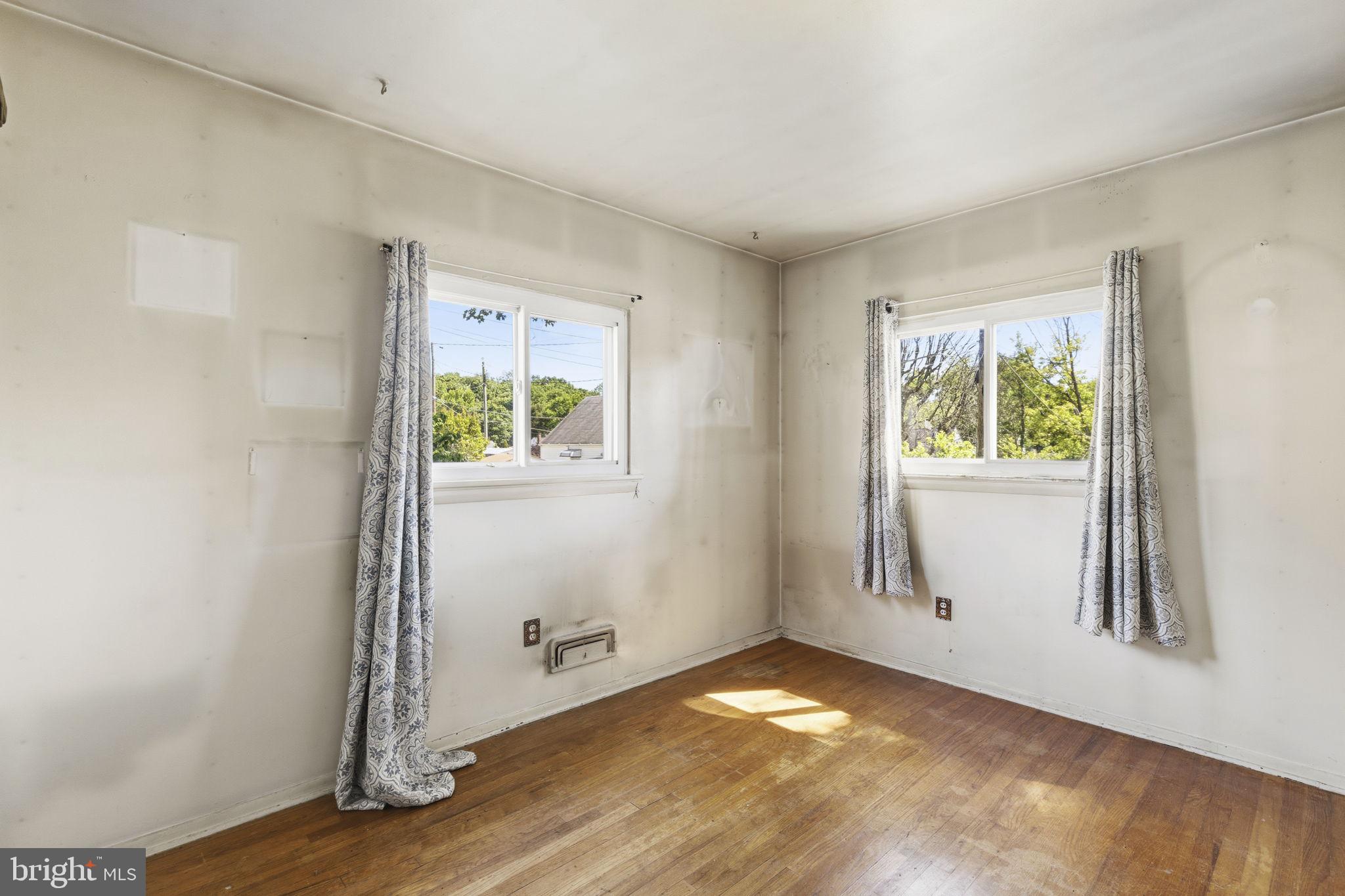 AMBERLY - Residential