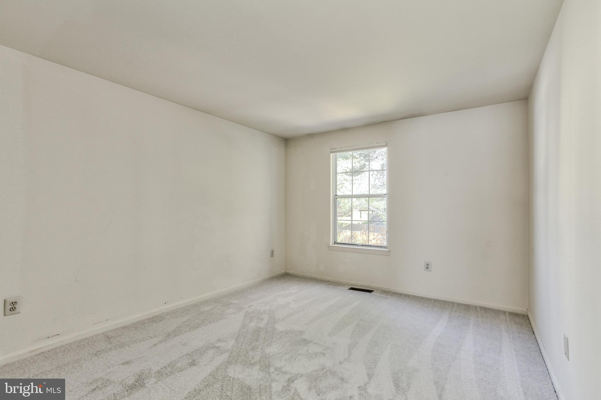 LONGMEAD - Residential