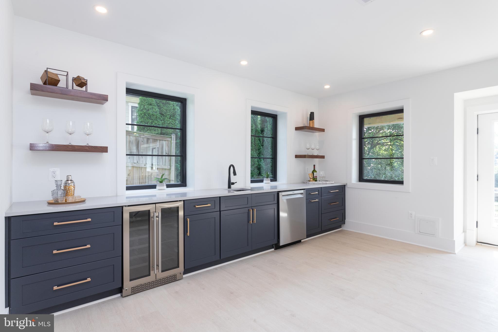 MINOR HILL - Residential