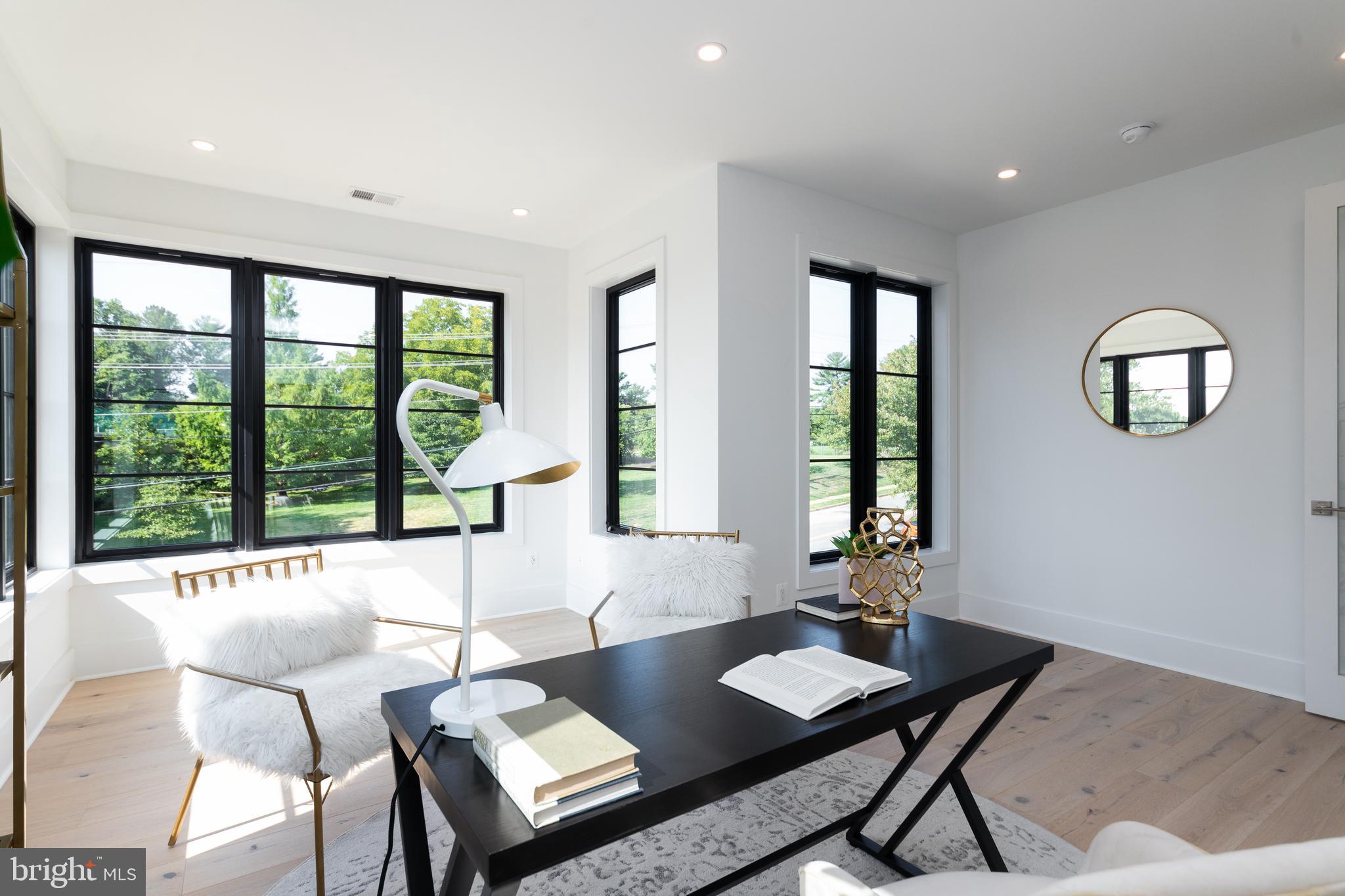 MINOR HILL - Residential