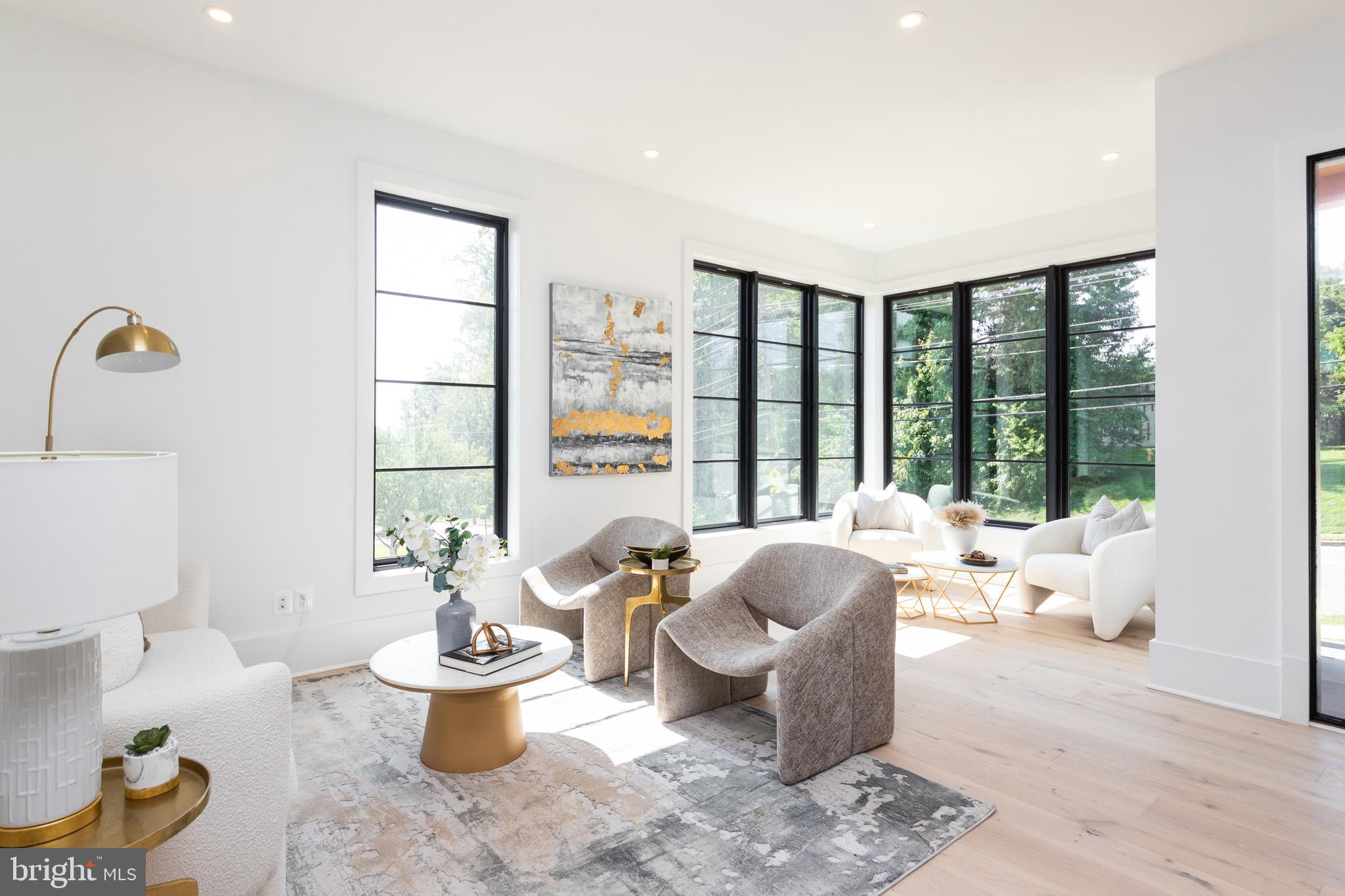 MINOR HILL - Residential