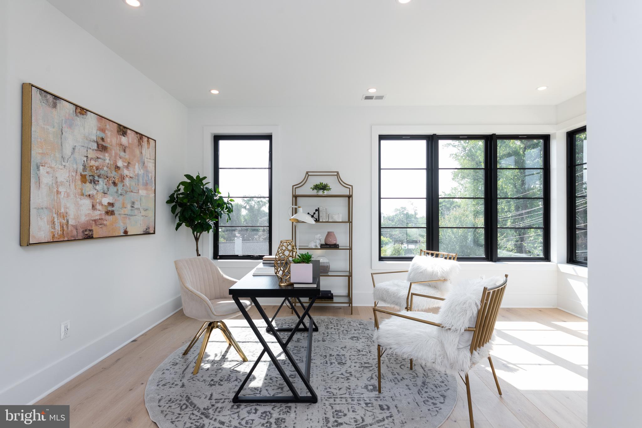 MINOR HILL - Residential