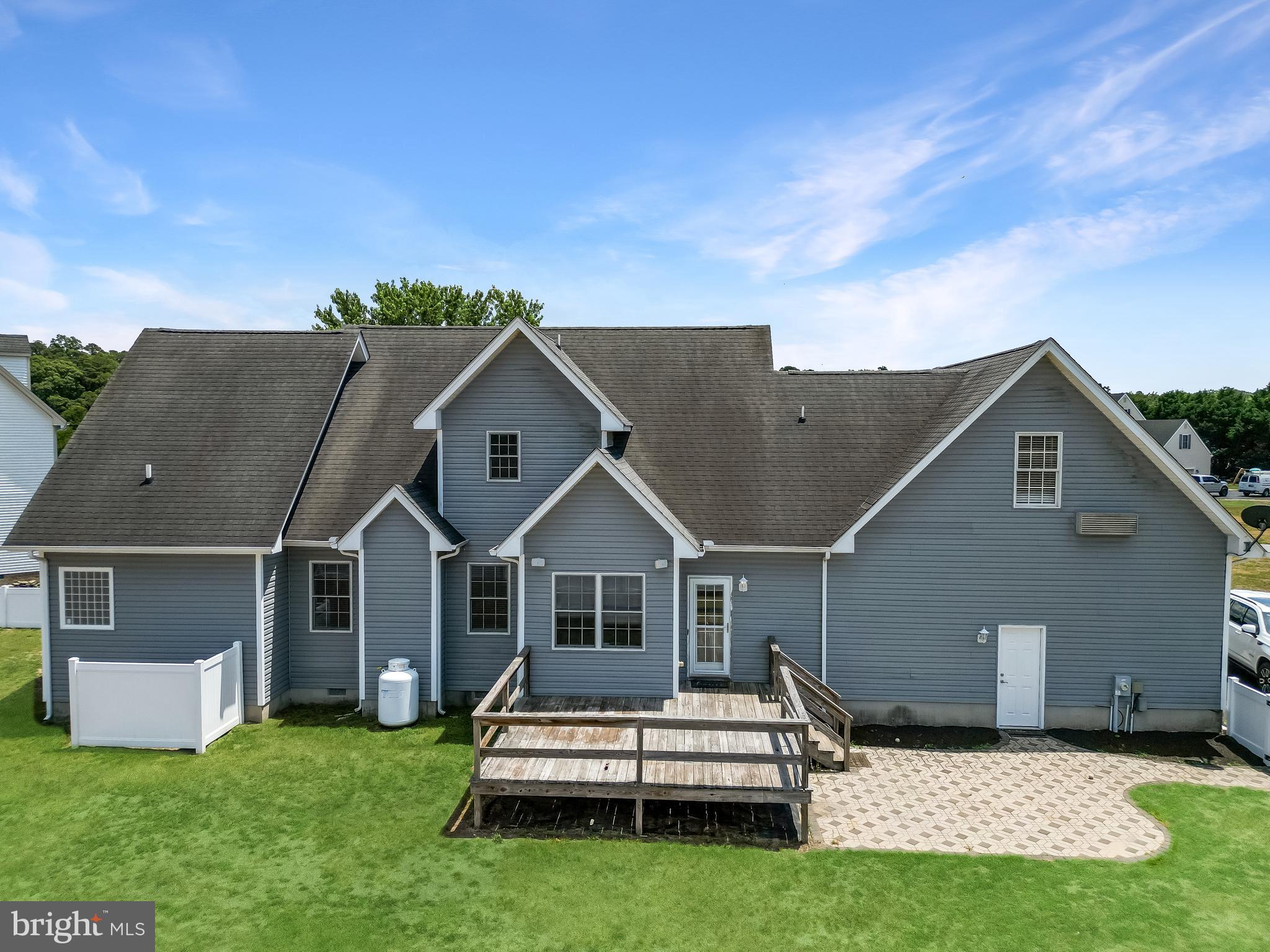MOCKING BIRD - Residential