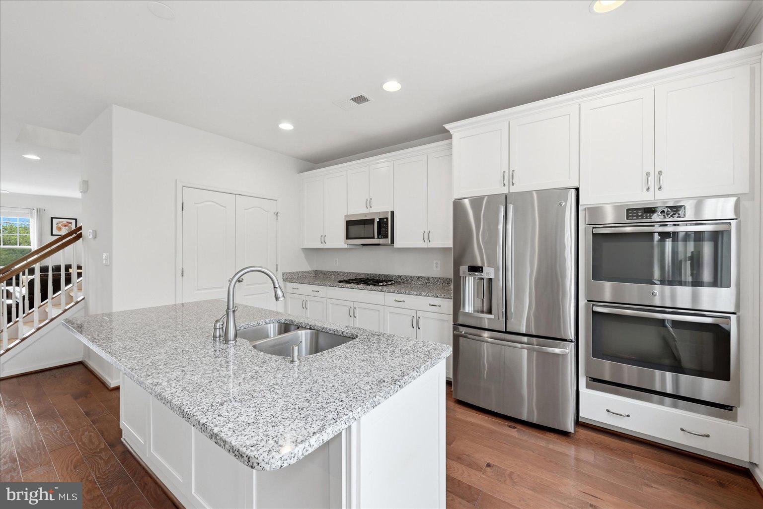 STONE RIDGE LAND BAY 3 - Residential