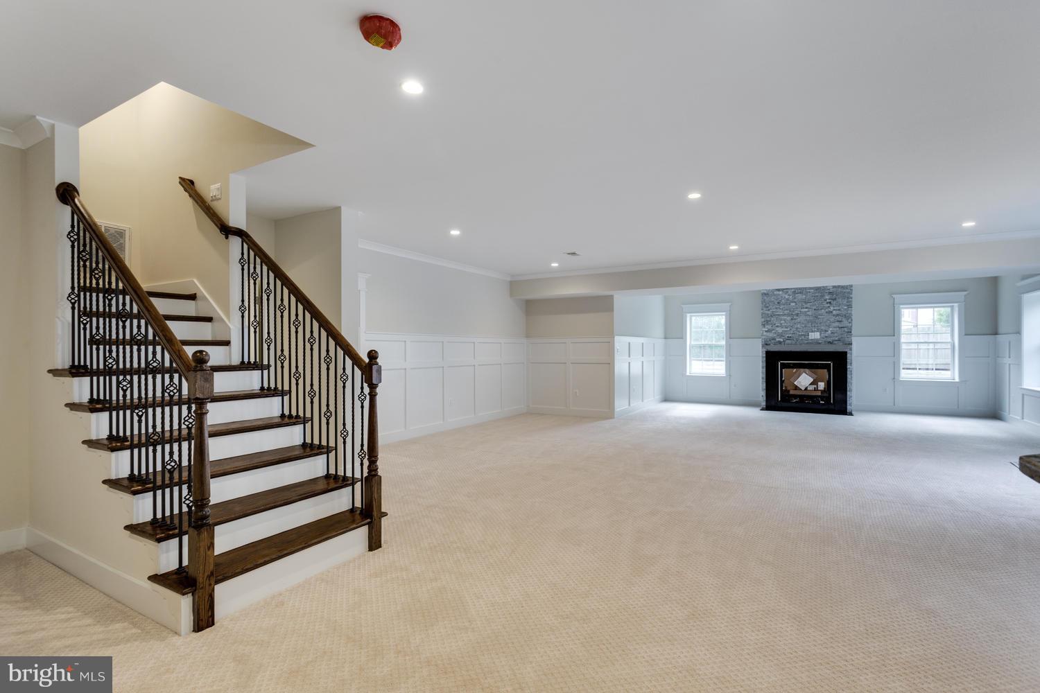 CHESTERFIELD - Residential
