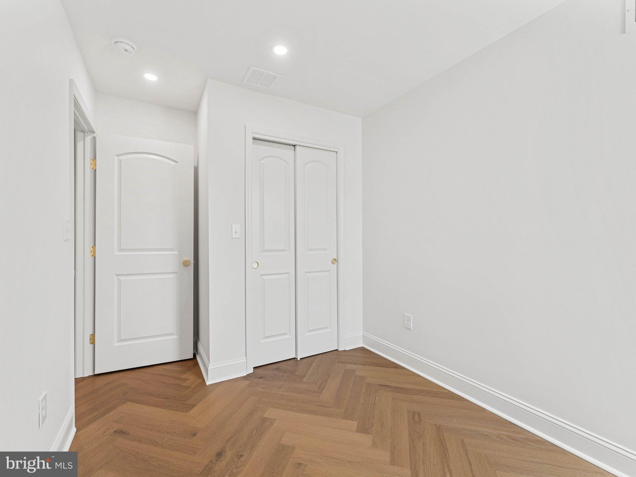 EAST PASSYUNK CROSSING - Residential