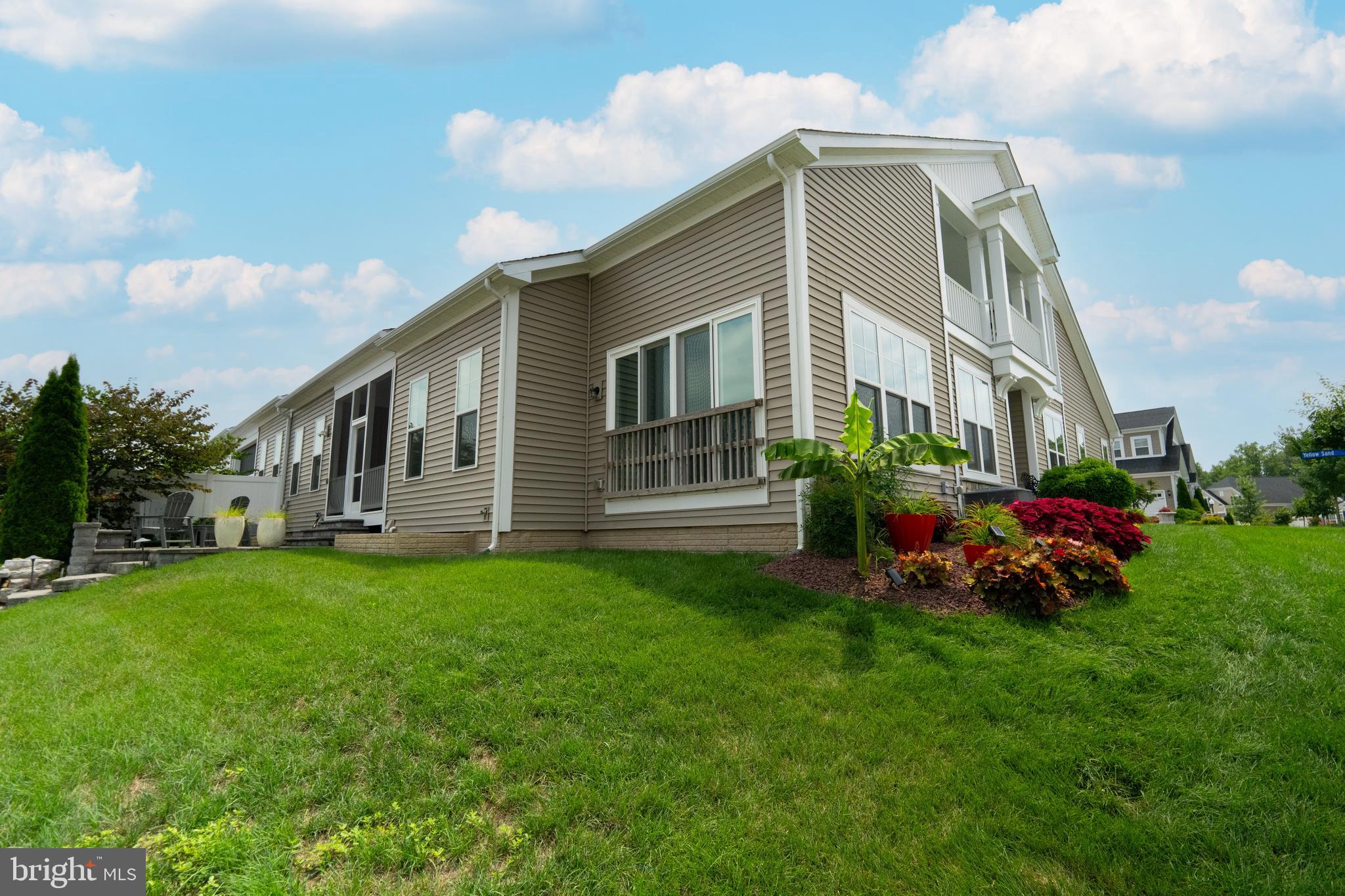 TWO RIVERS - Residential