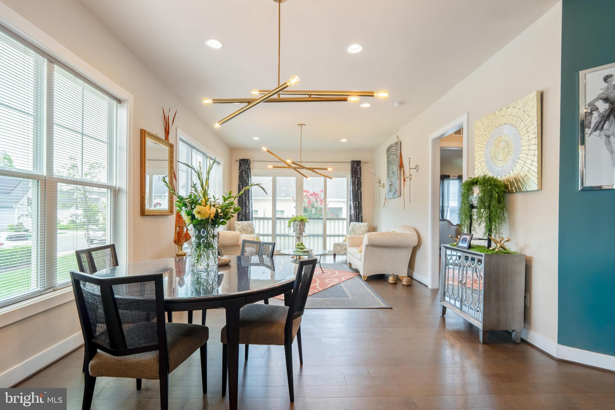 TWO RIVERS - Residential