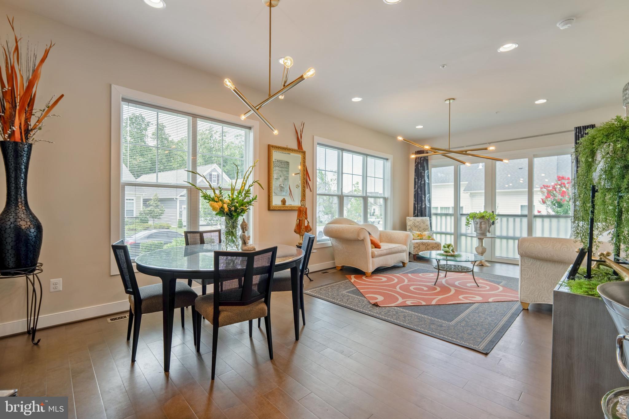 TWO RIVERS - Residential